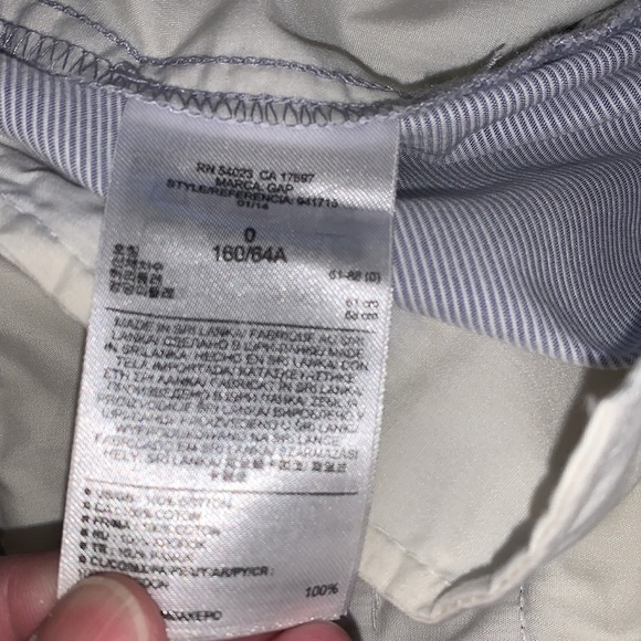 Khakis by GAP.  Broken-In Straight. Size 0. 100% Cotton. Blue Mini Stripe. - Picture 7 of 9
